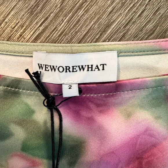 WeWoreWhat Romantic Rose Print Mini Slip Skirt Size 2,10 NWT - Picture 4 of 8